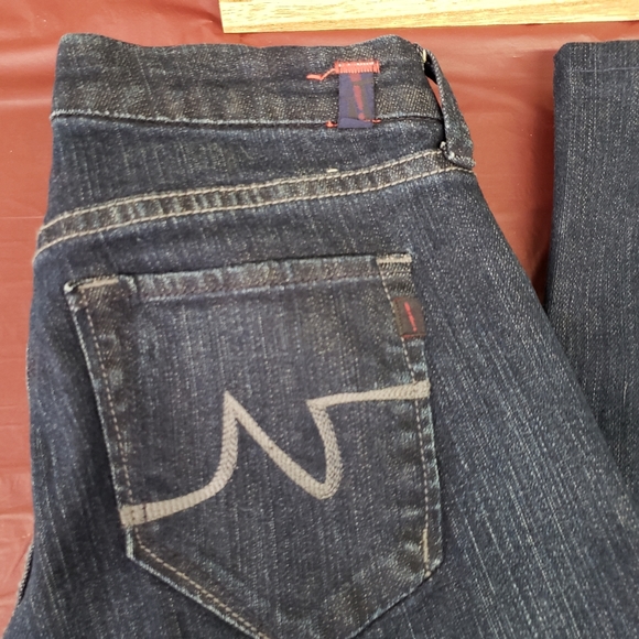 Jeans - Picture 2 of 3